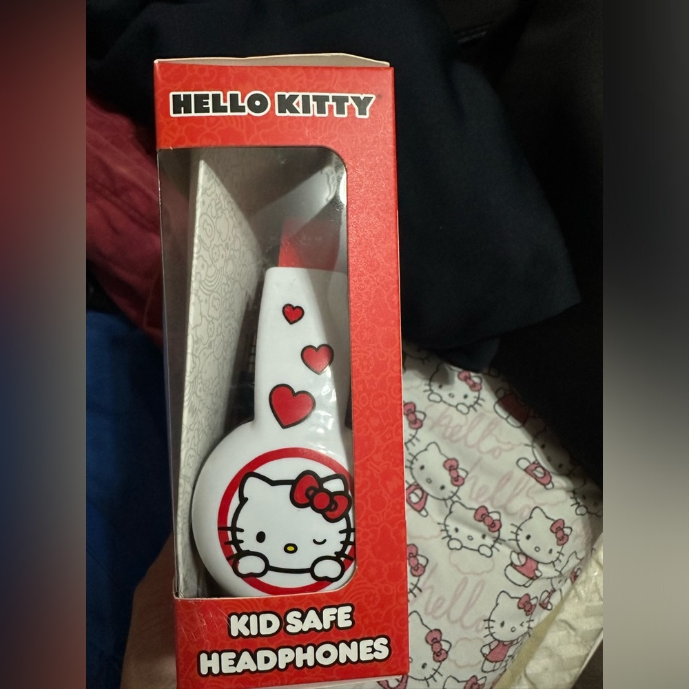 Hello kitty kids headphones